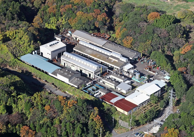 浅井フォージ見学受け入れ中